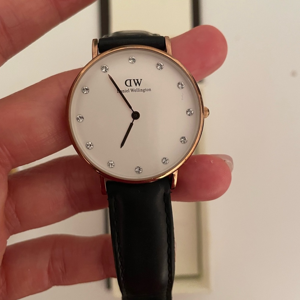 Daniel Wellington rose gold watch